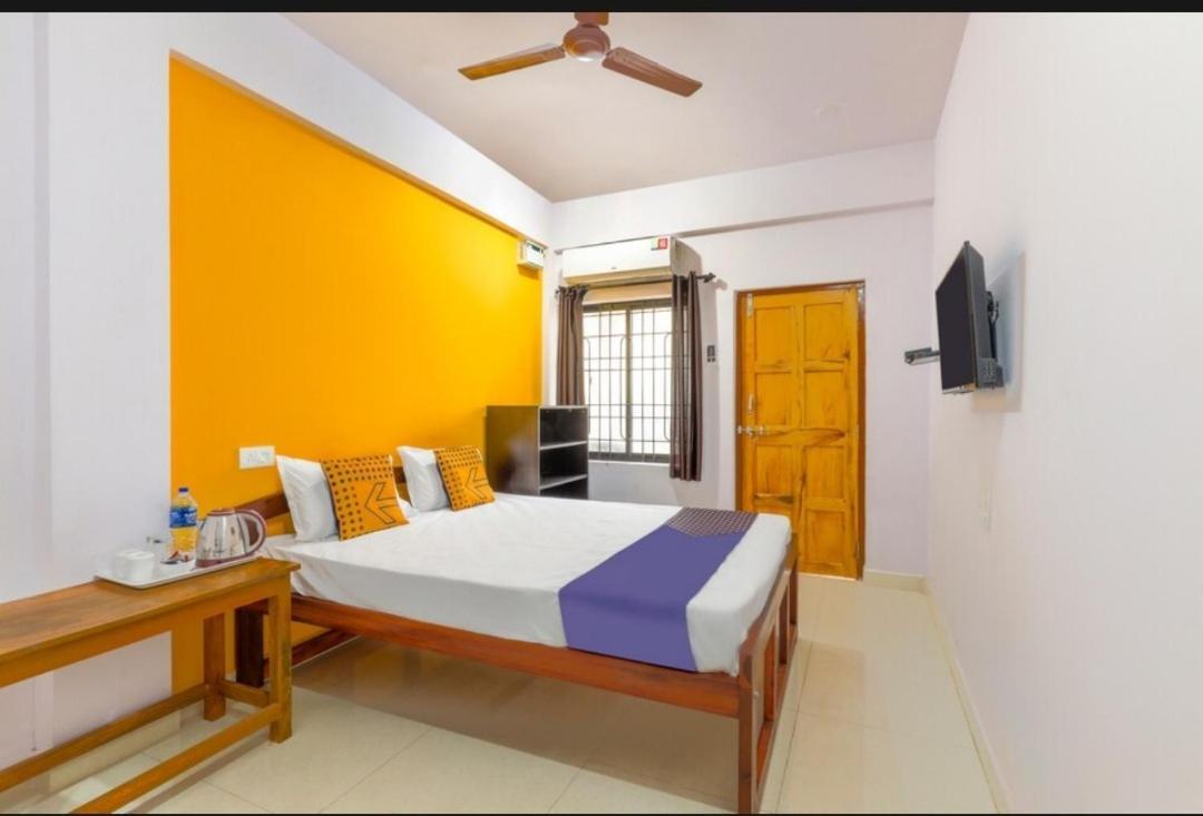 Rishi House Hotel Arambol Buitenkant foto