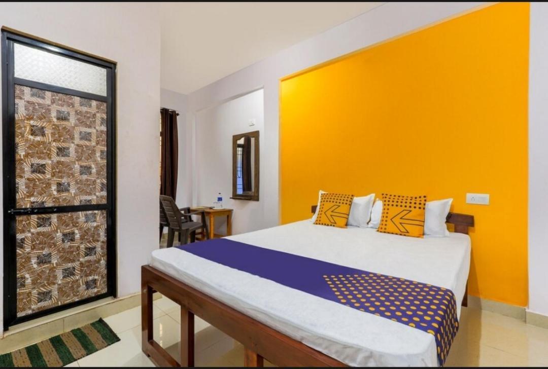 Rishi House Hotel Arambol Buitenkant foto