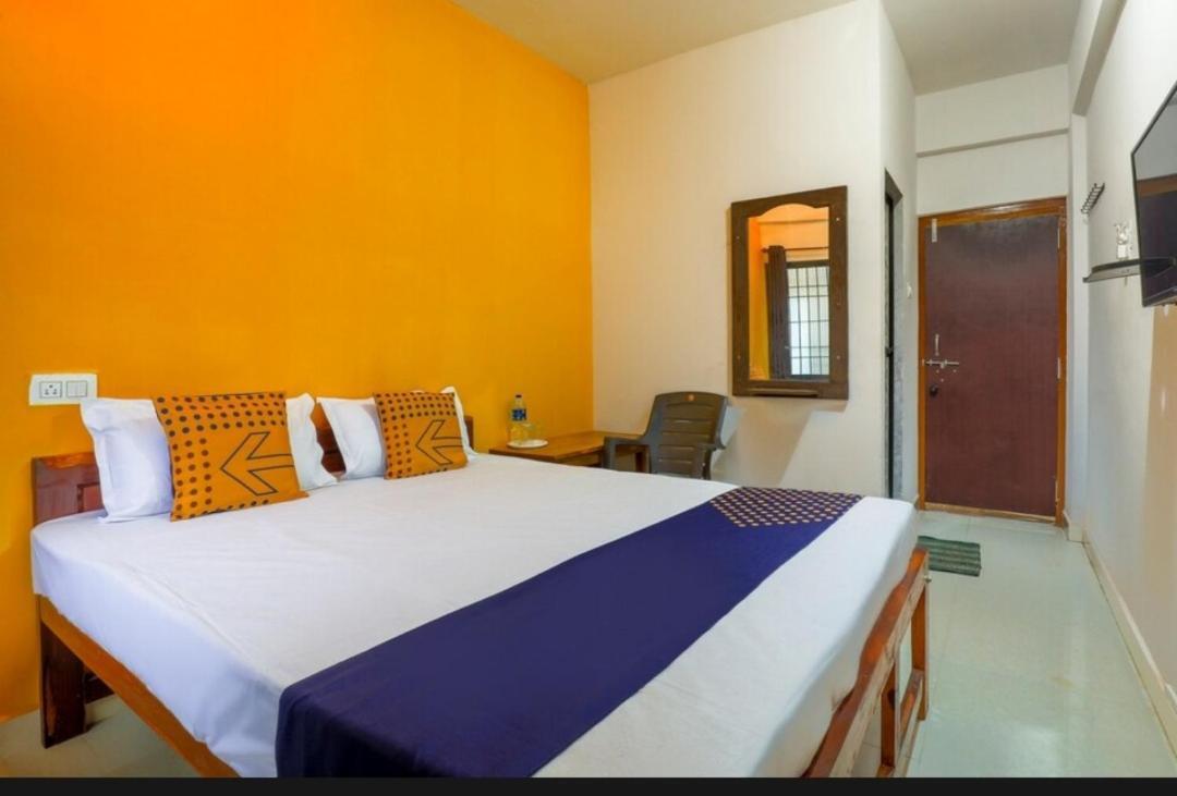 Rishi House Hotel Arambol Buitenkant foto